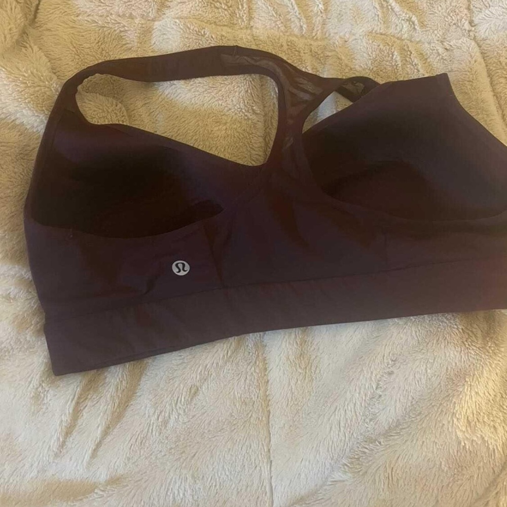 Lululemon Black Sports Bra Seamless Comfort - Picture 2 of 2